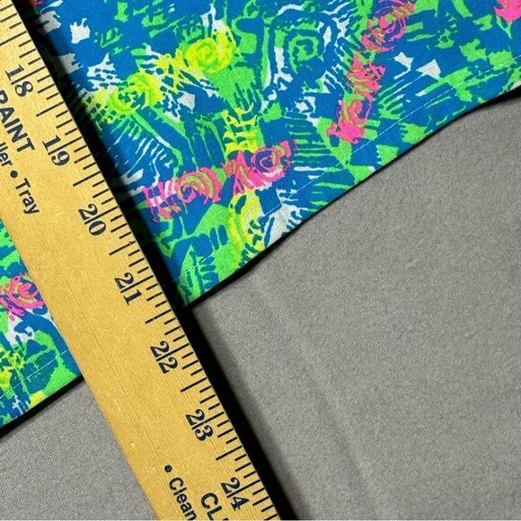 Vintage 90’s Abstract Neon Surf Gear Shorts size Large‎ - Picture 4 of 4